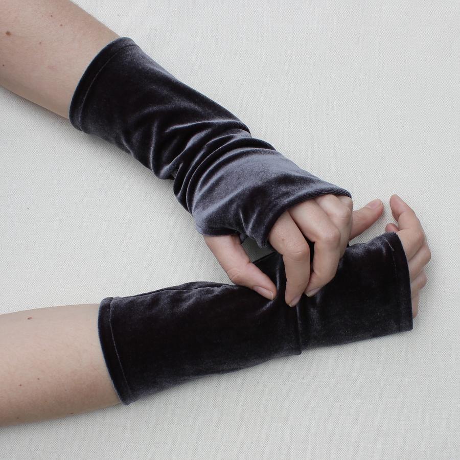Dana Herbert Velvet Fingerless Gloves - Essential Elements Chicago