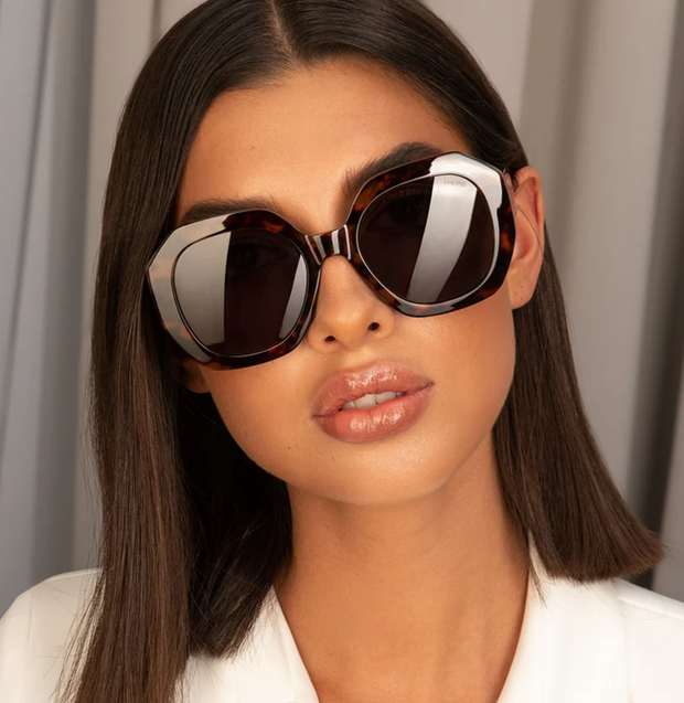 Freyrs Olivia Sunglasses - Essential Elements Chicago