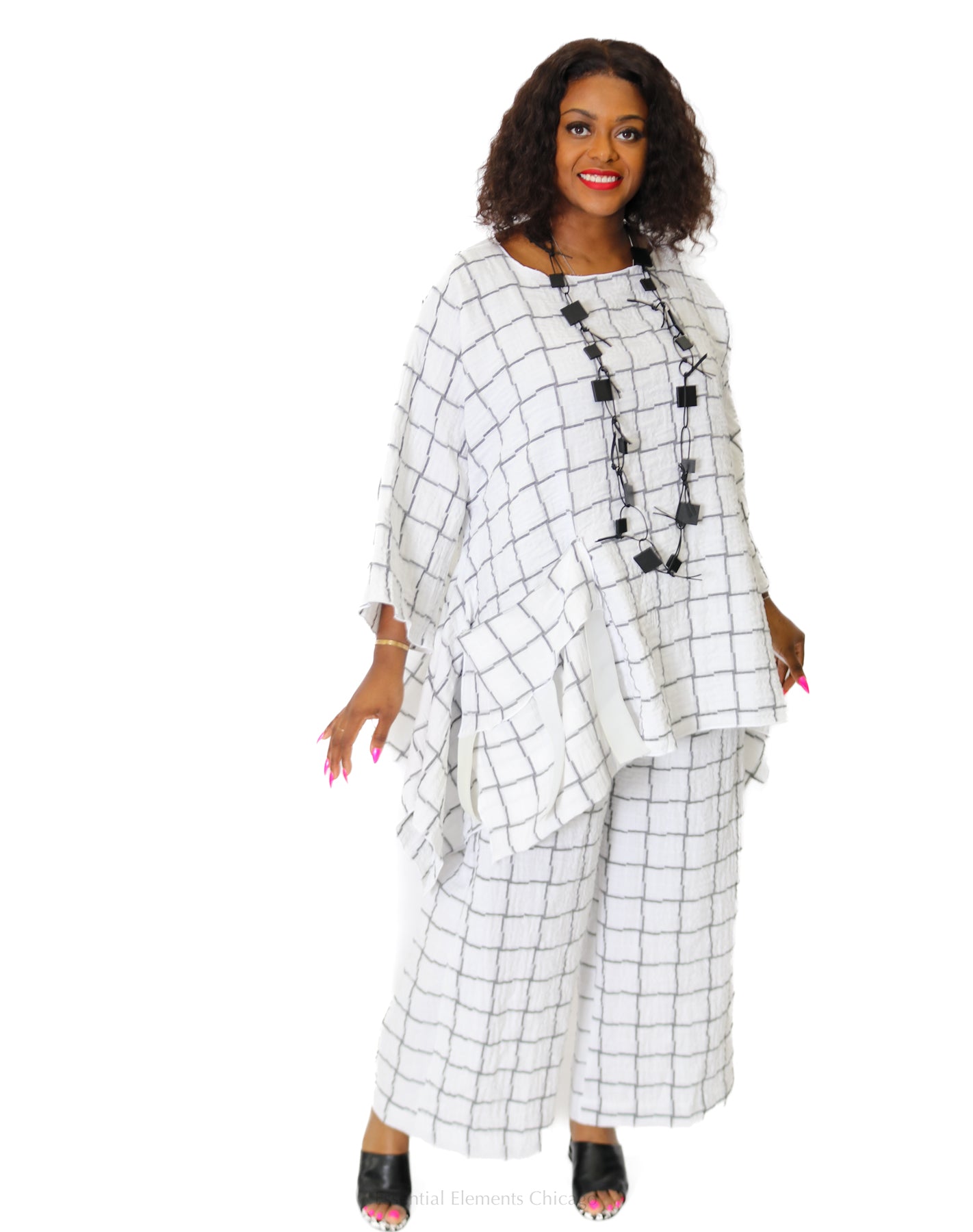 Heydari Asymmetrical Grid Top - Essential Elements Chicago
