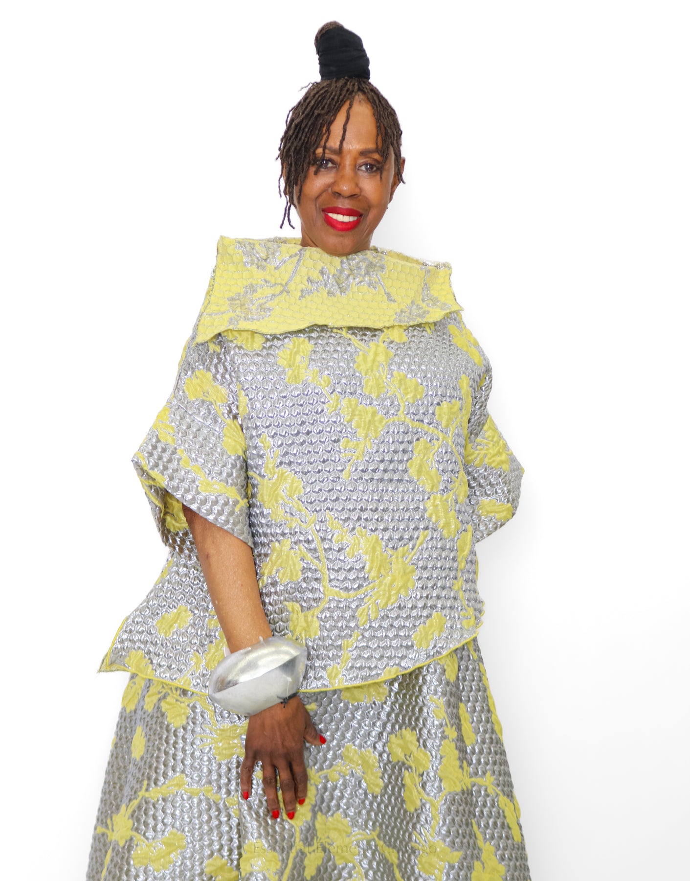 Heydari Metallic Textured Top - Essential Elements Chicago