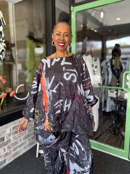 Heydari One Pocket Graffiti Top - Essential Elements Chicago