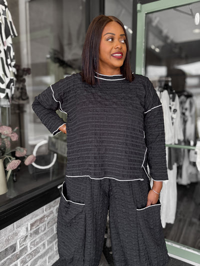 IC Collection Bubble Check Detail Top - Essential Elements Chicago