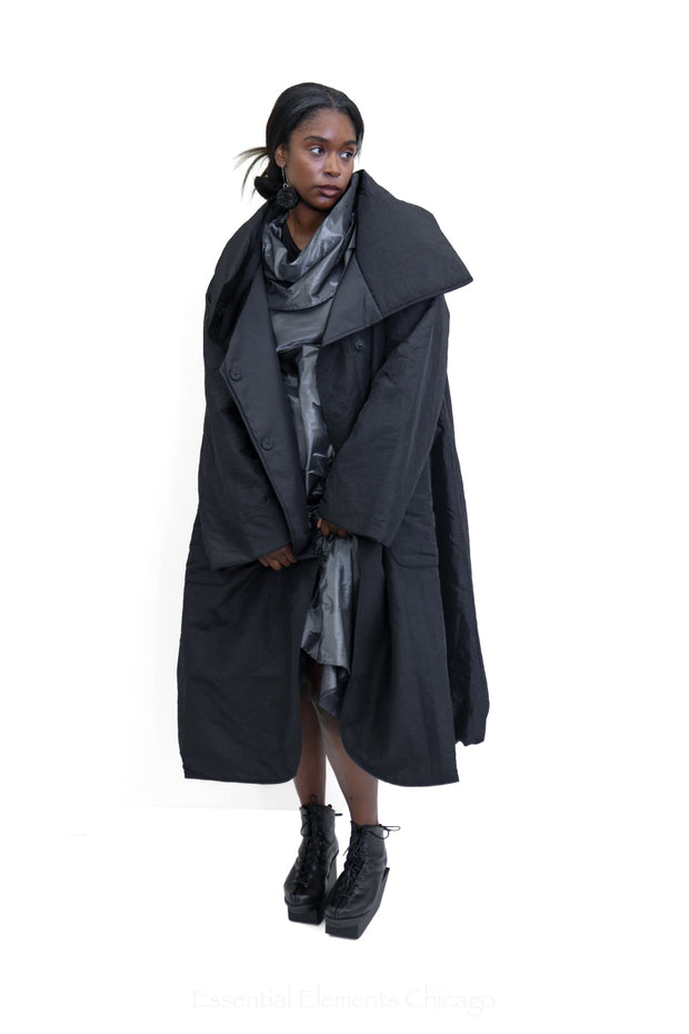 Igor Girona Coat - Essential Elements Chicago