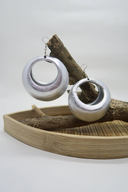 Jianhui Crescent Earrings - Essential Elements Chicago