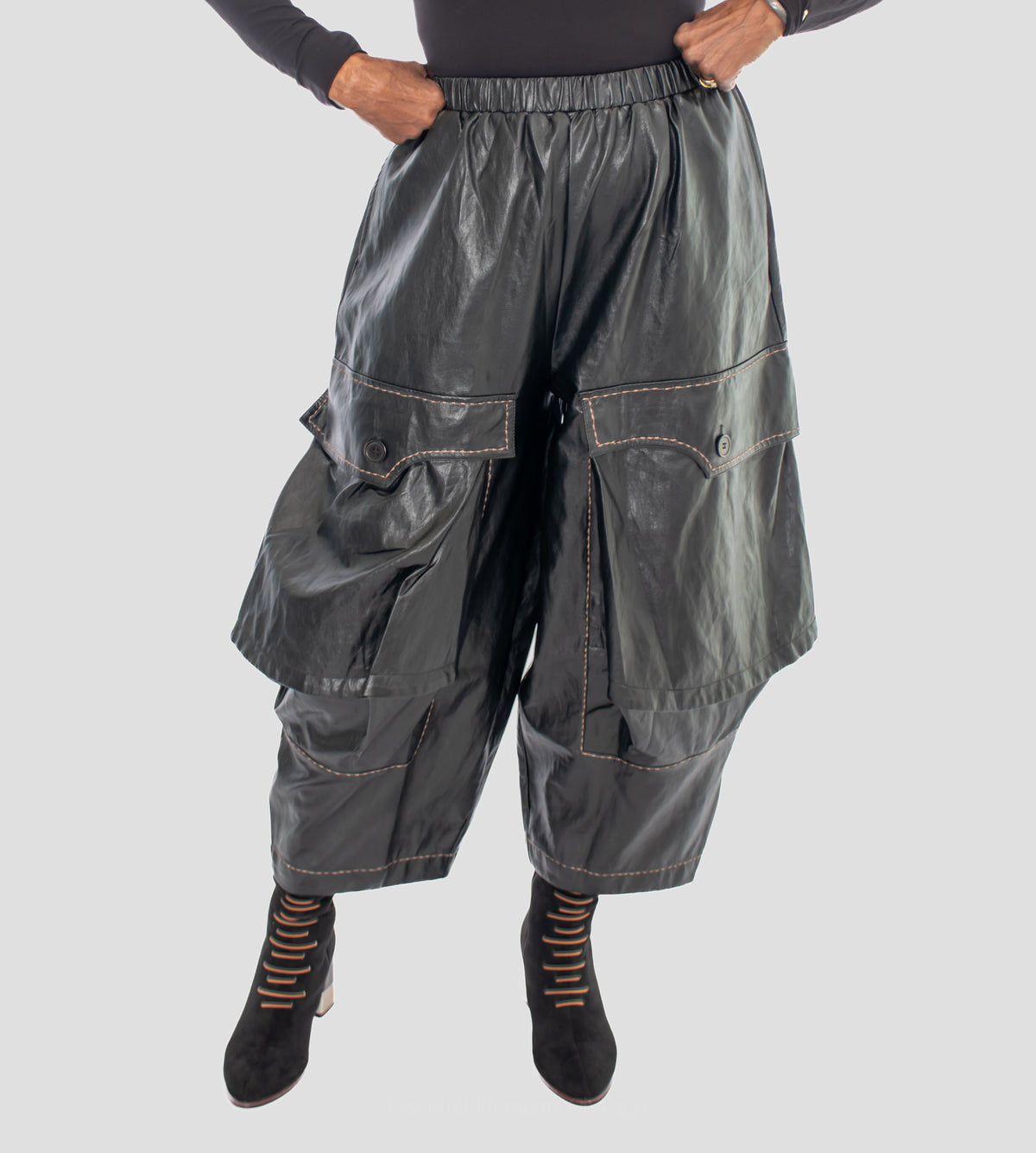 Kedem Sasson Curve Pant - Essential Elements Chicago