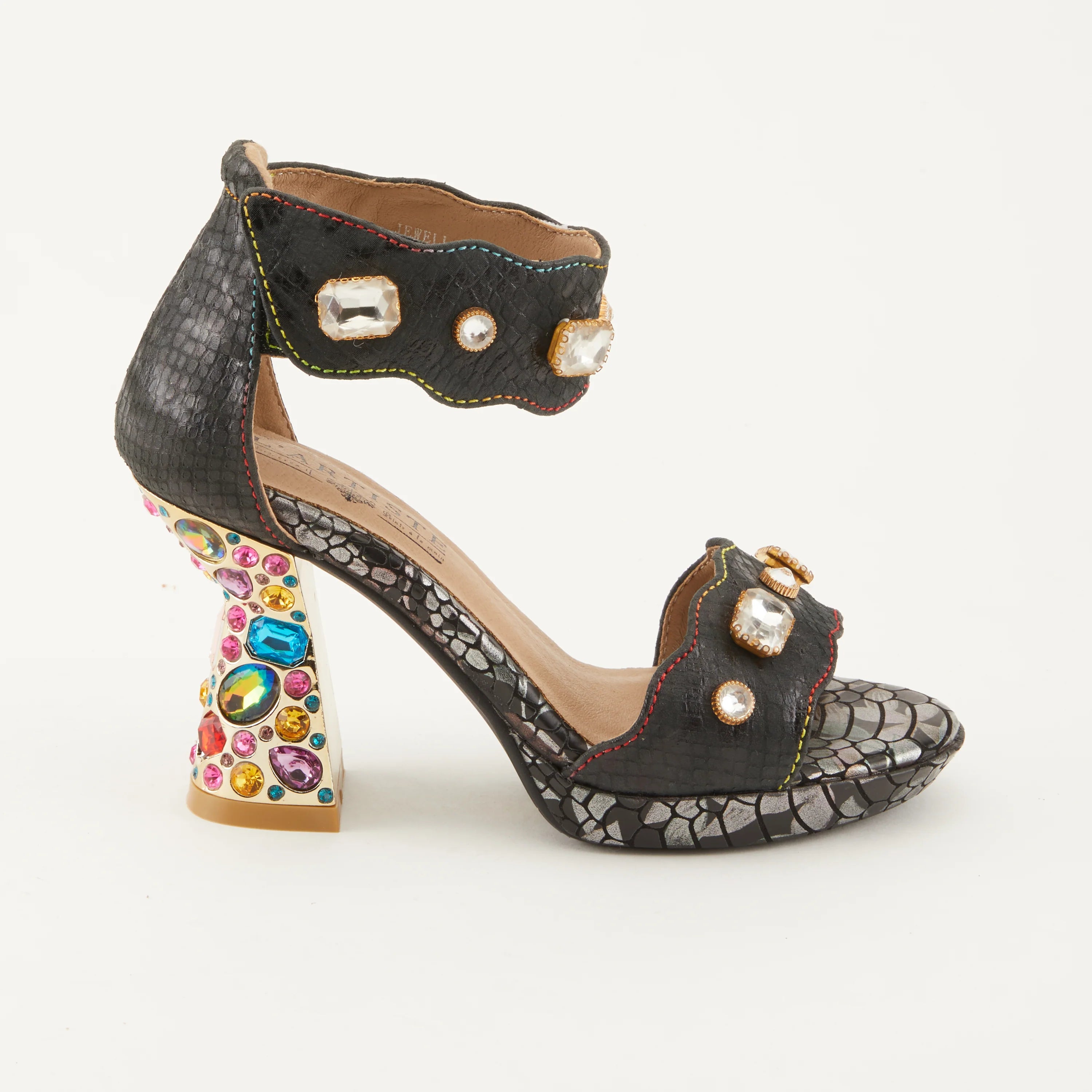 L' Artiste Jewel Sandal, Black - Essential Elements Chicago