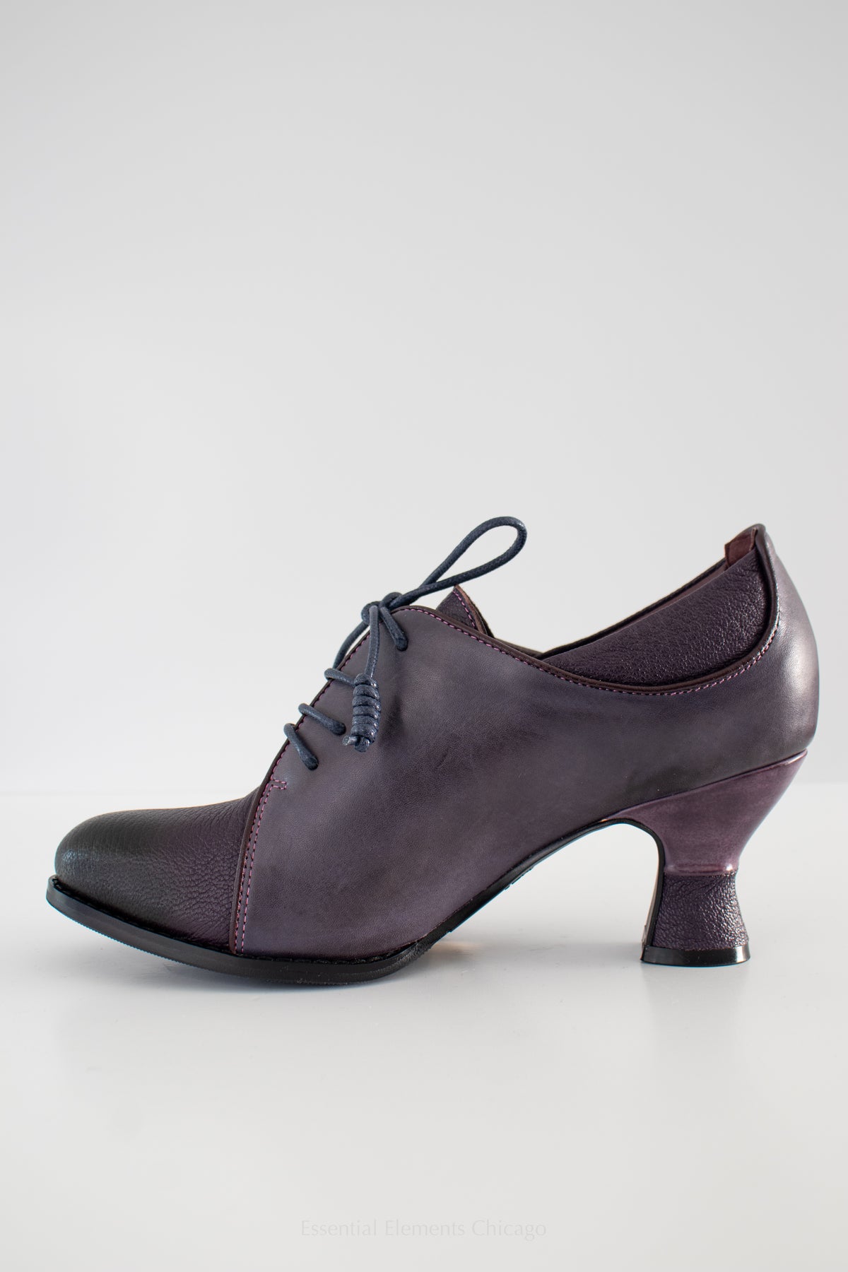 L'Artiste Alshei Oxfords - Essential Elements Chicago