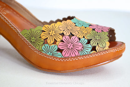 L'Artiste Avnia Sandal - Essential Elements Chicago