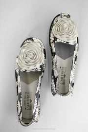 L'Artiste Dezi Garden Shoes Black-Multi Shoetique - Flats by Spring Step | Essential Elements Chicago