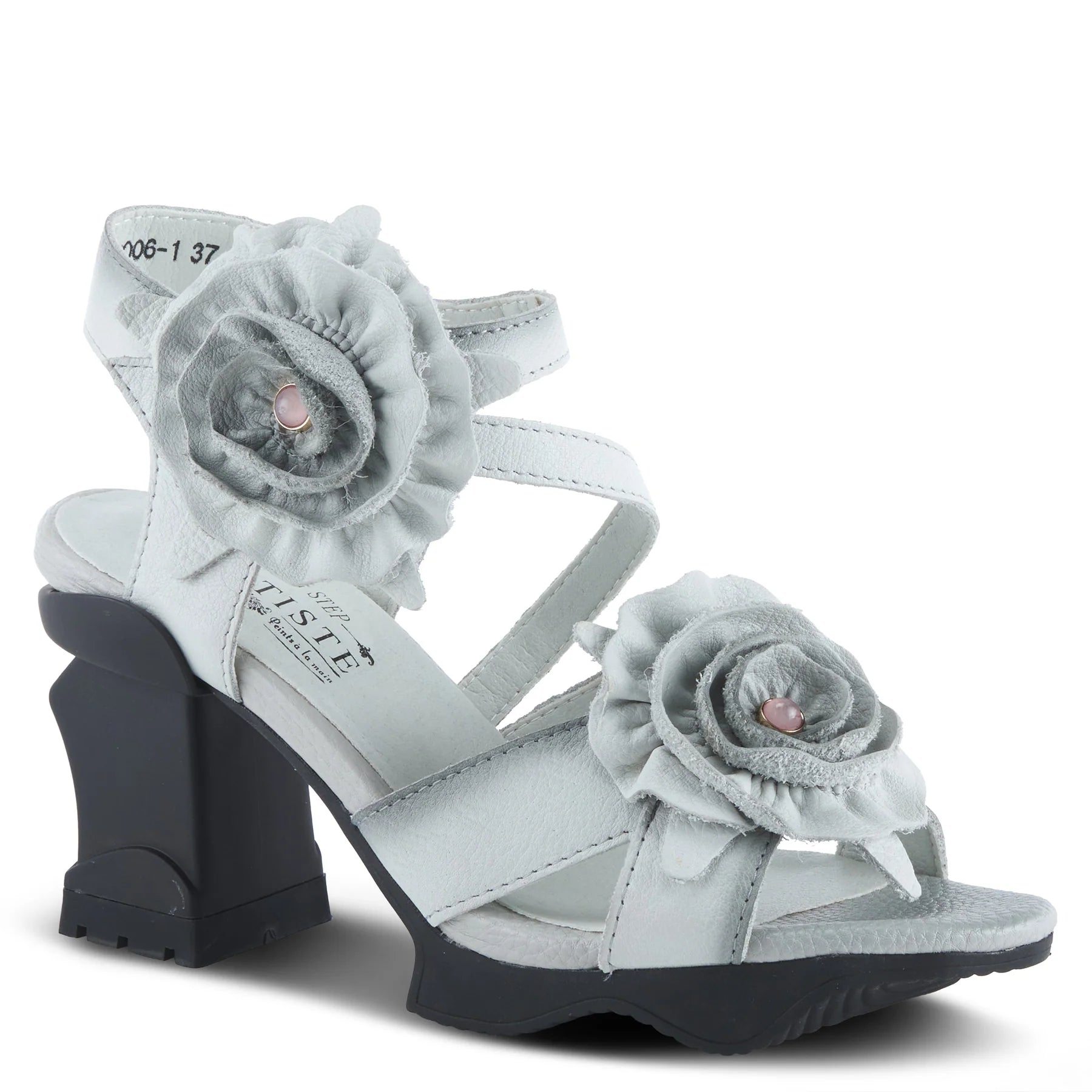 L'Artiste Shell Sandal - Essential Elements Chicago