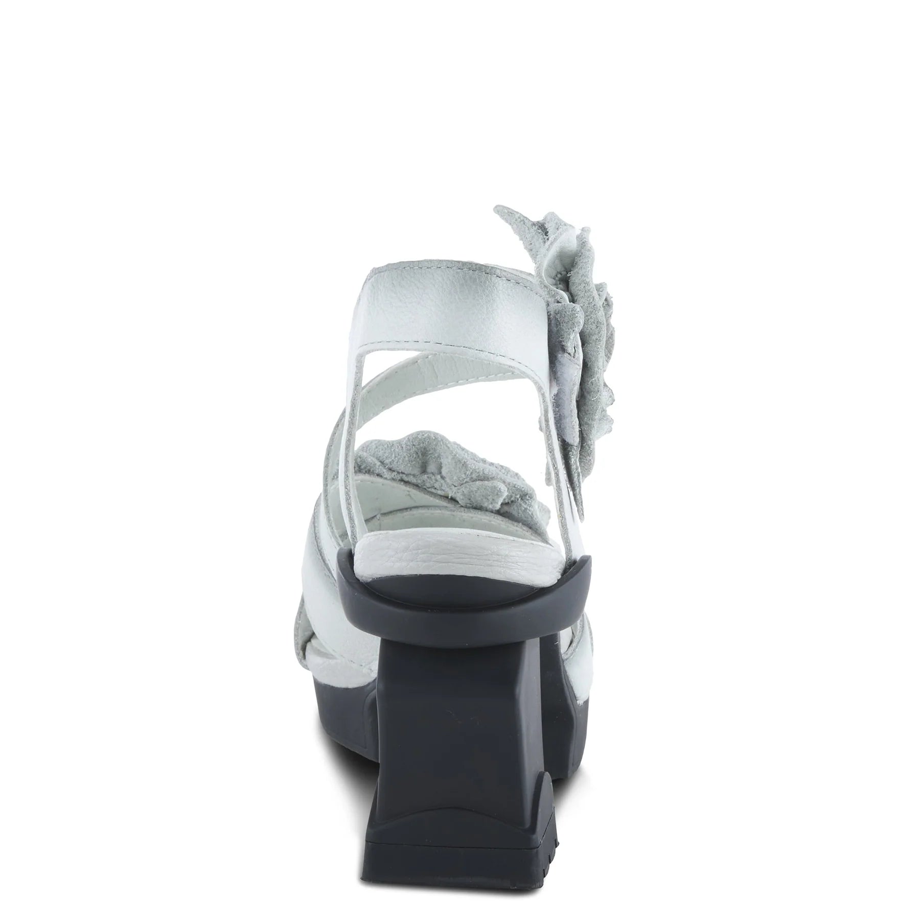 L'Artiste Shell Sandal - Essential Elements Chicago