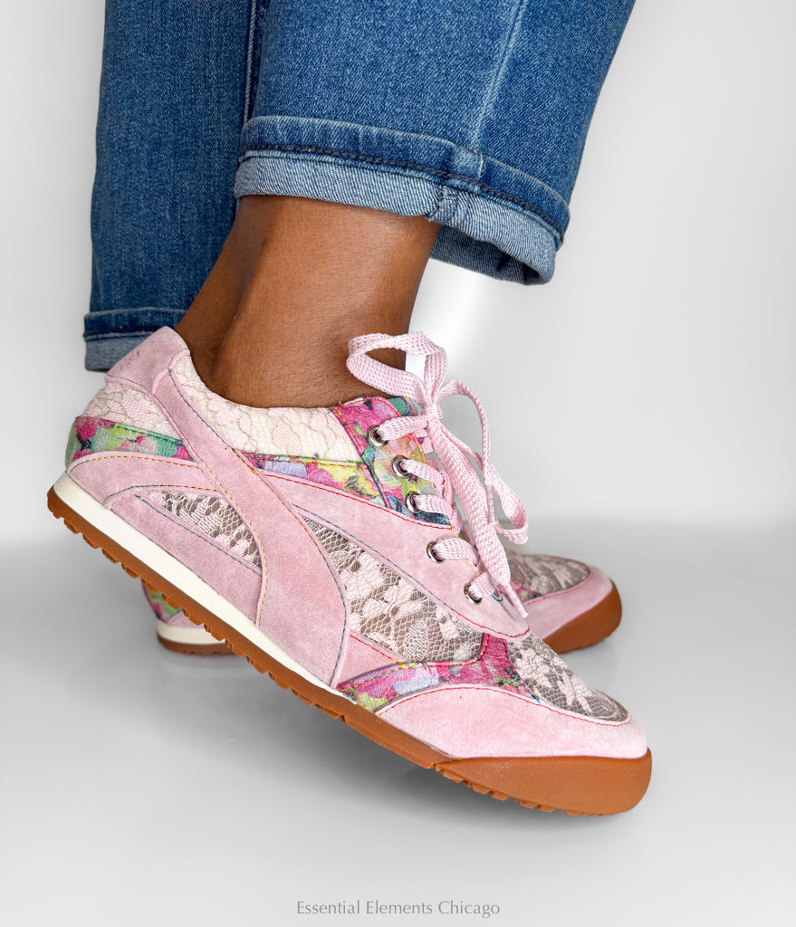 L'Artiste Wave Hello Sneaker - Essential Elements Chicago