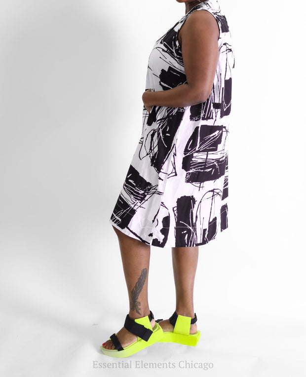 Luukaa Harmony Shirt Dress Blk/Wht Clothing - Tunic by Luukaa | Essential Elements Chicago