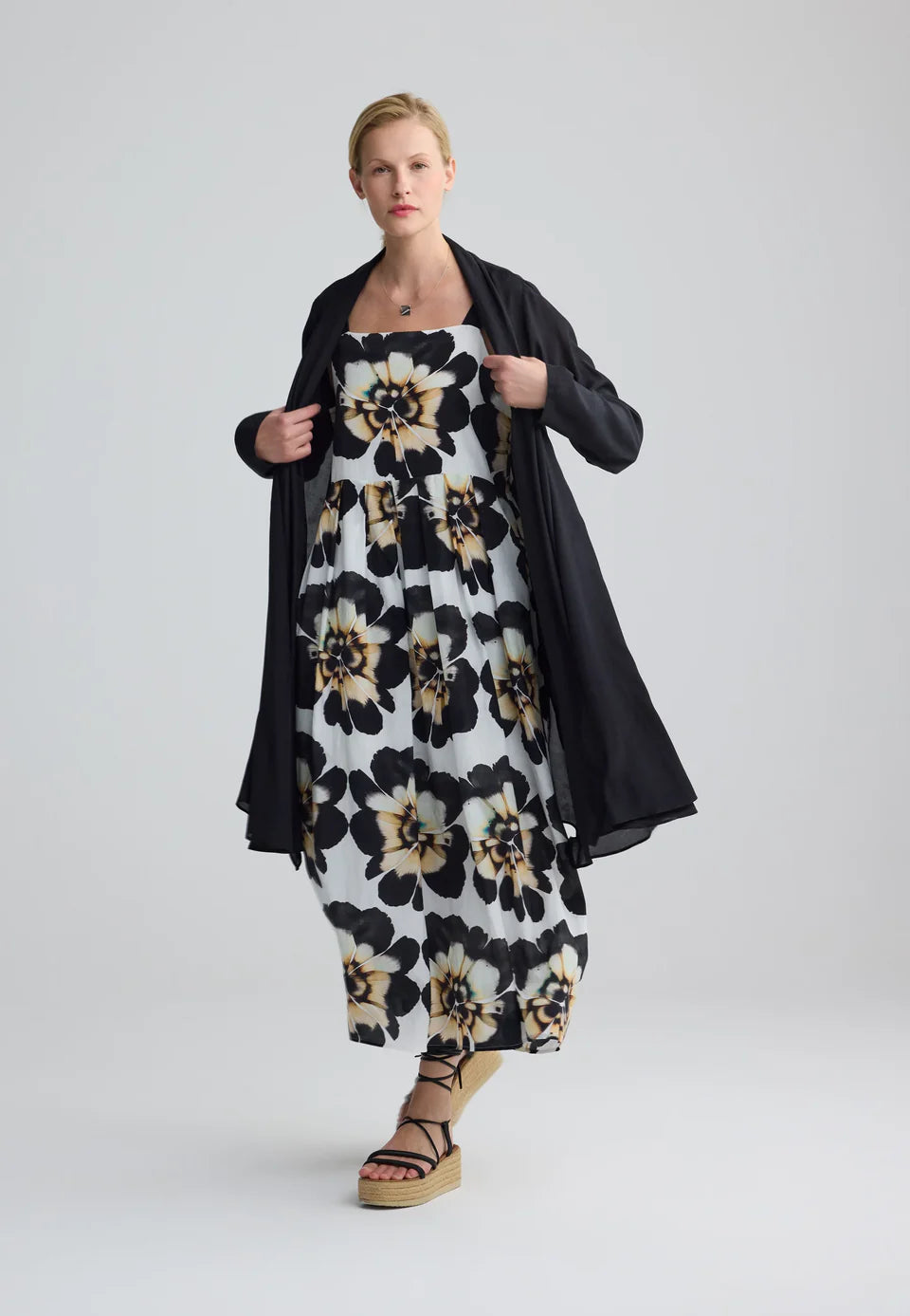 Luukaa Vivelle Jacket, Black - Essential Elements Chicago