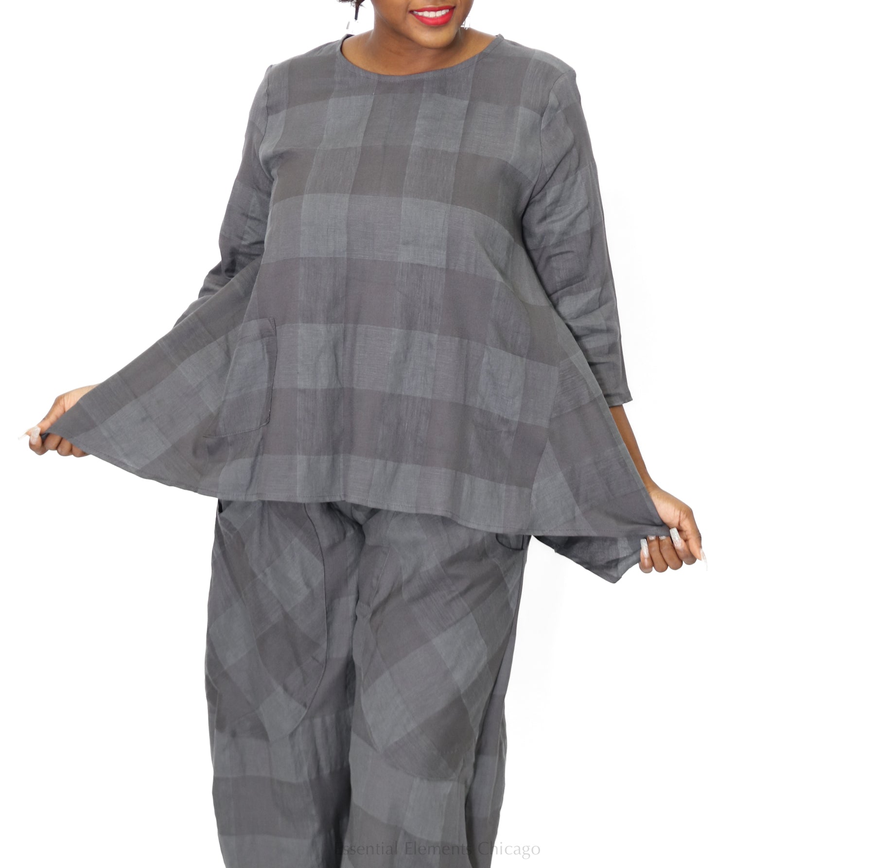 Niche Triangle Top - Essential Elements Chicago