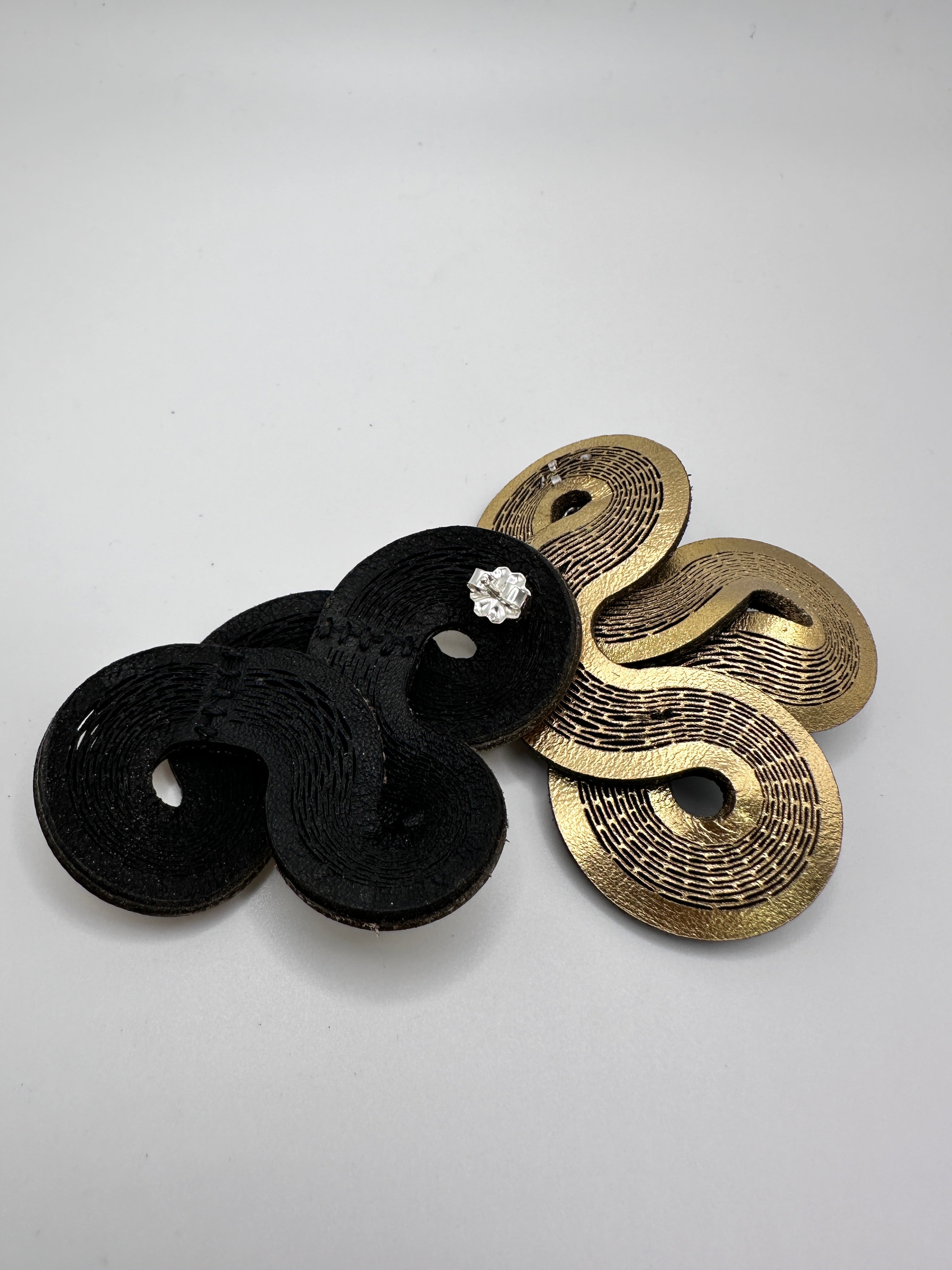 Oropopo Heartthrob Earrings - Essential Elements Chicago