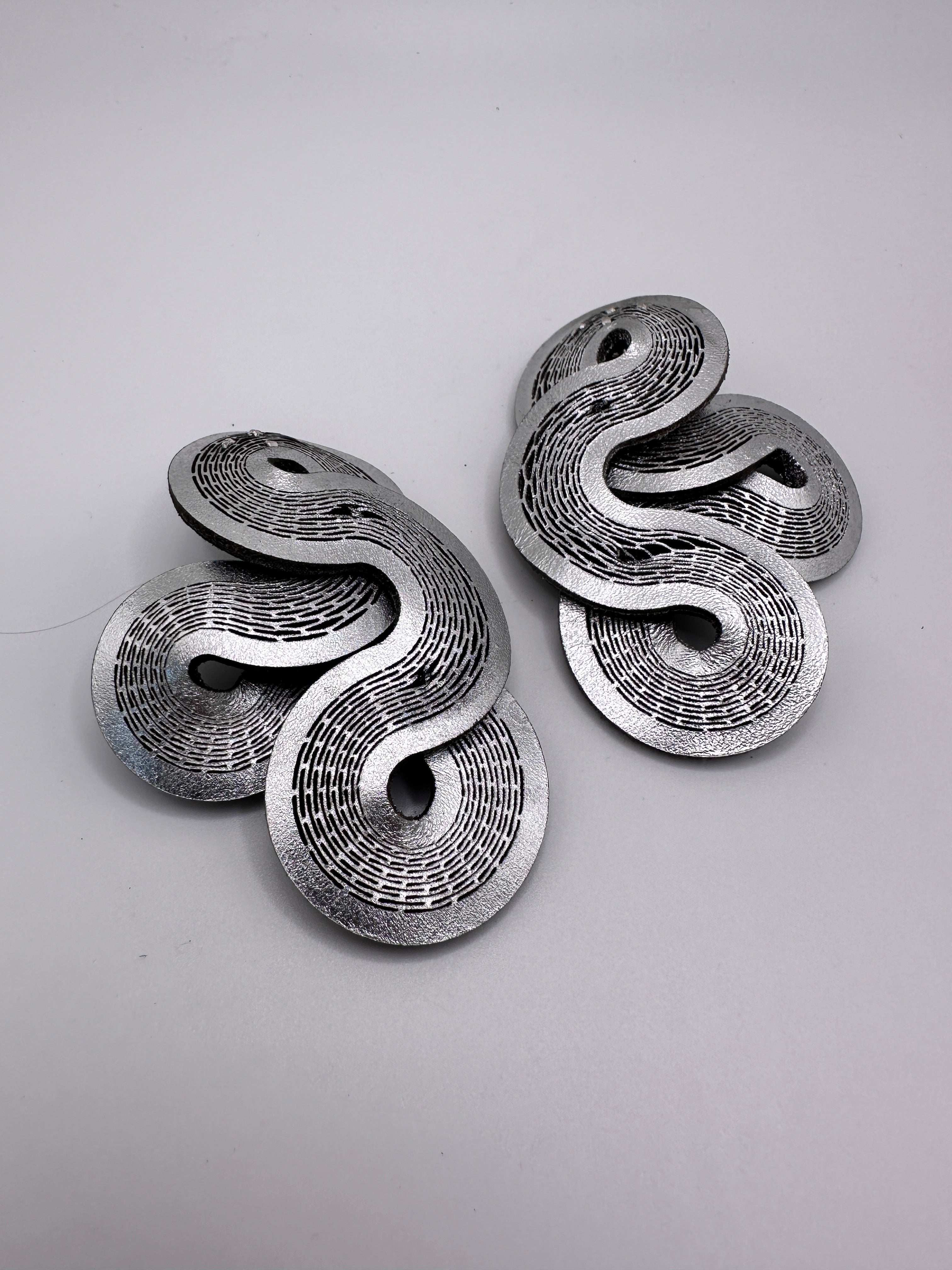 Oropopo Heartthrob Earrings - Essential Elements Chicago