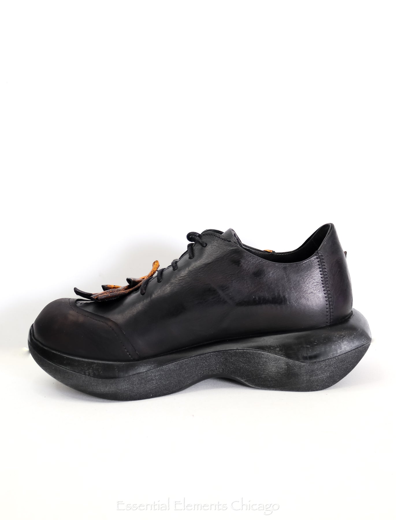 Papucei Arona Oxford Shoe - Essential Elements Chicago