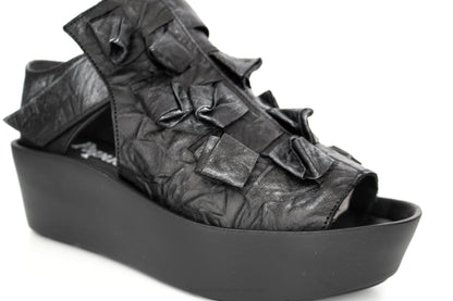 Papucei Aspen Sandal - Essential Elements Chicago