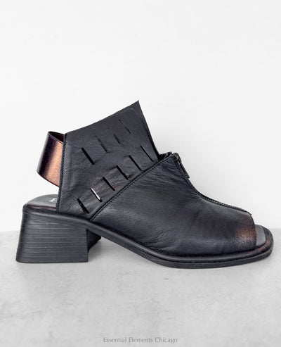Papucei Besiana Sandal, Black - Essential Elements Chicago