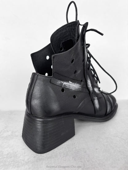 Papucei Cozette Sandal, Black - Essential Elements Chicago