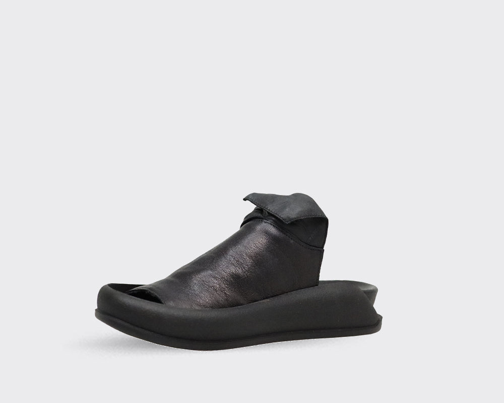 Papucei Ioni Sandal Slide, Black - Essential Elements Chicago