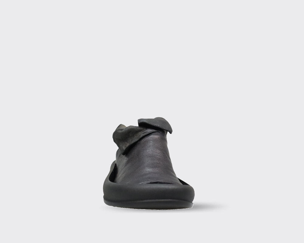Papucei Ioni Sandal Slide, Black - Essential Elements Chicago