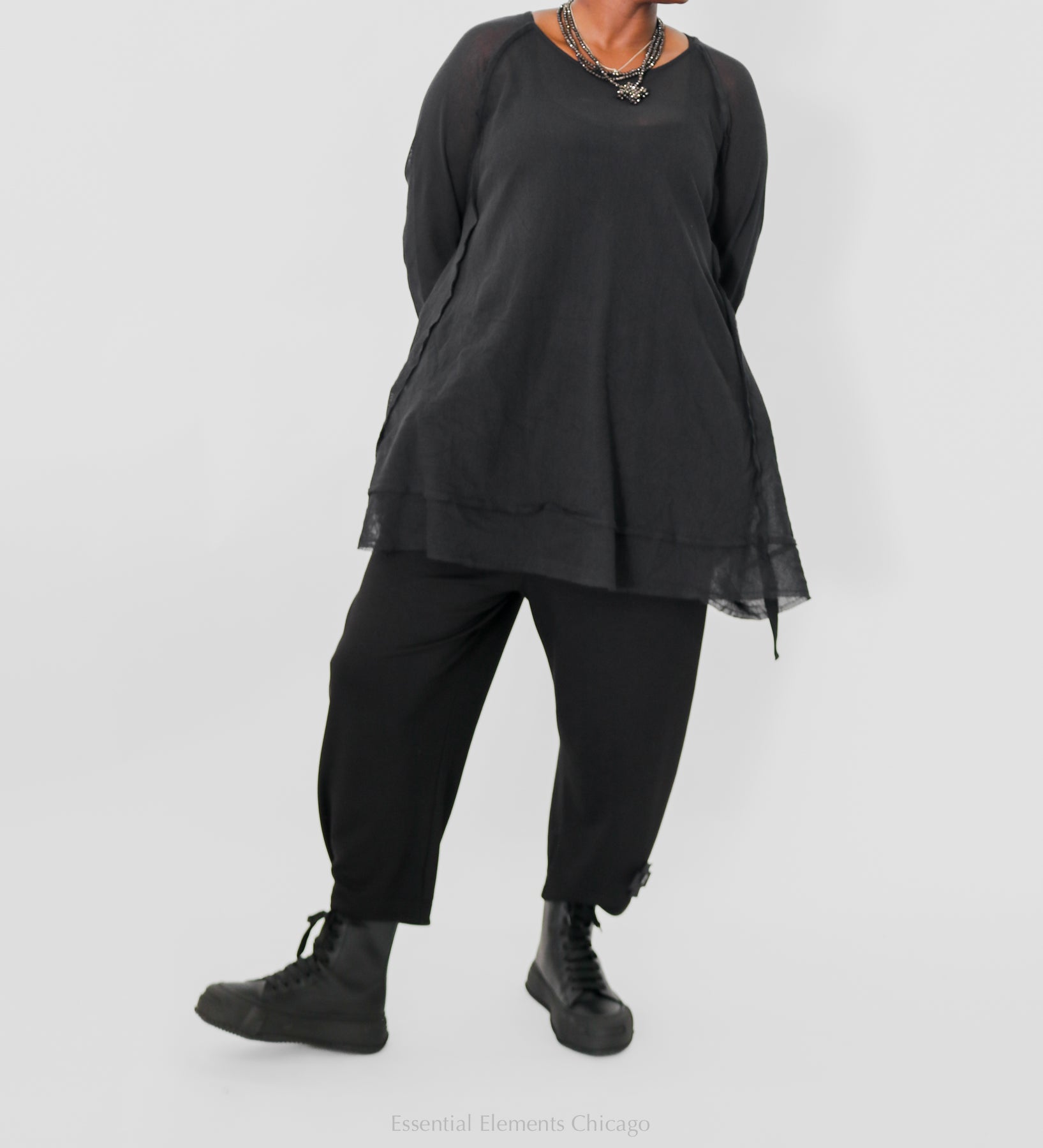 Pluslavie M Square Top - Essential Elements Chicago