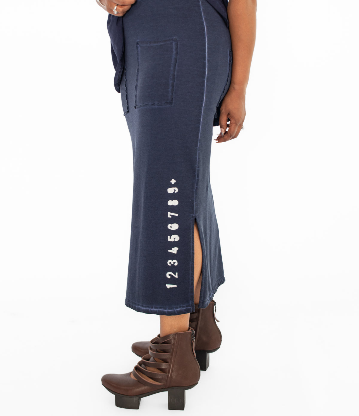 Plüslavie Pencil Skirt III, Ocean - Essential Elements Chicago