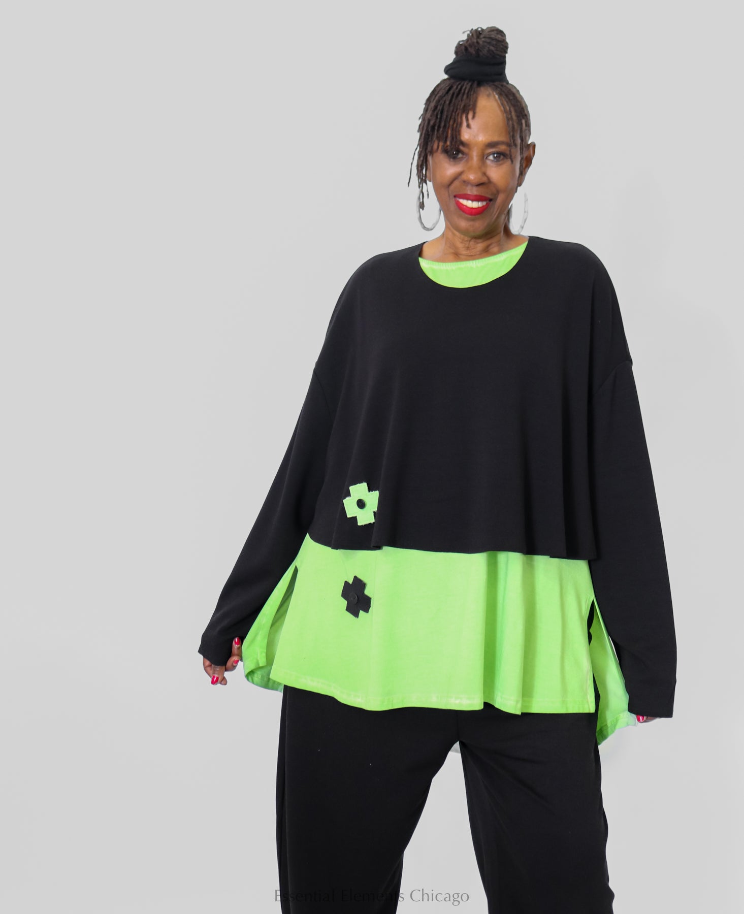 Pluslavie Snuggle Sweat Top - Black - Essential Elements Chicago