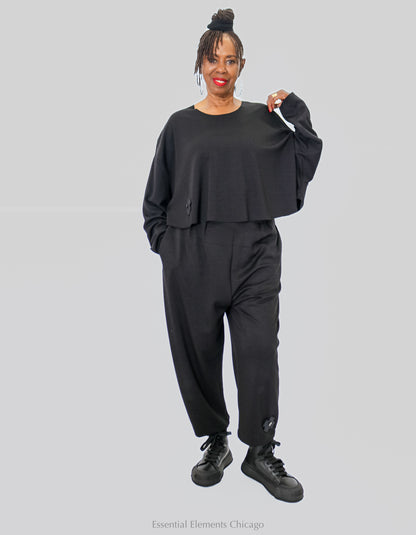 Pluslavie Snuggle Sweat Top - Black - Essential Elements Chicago