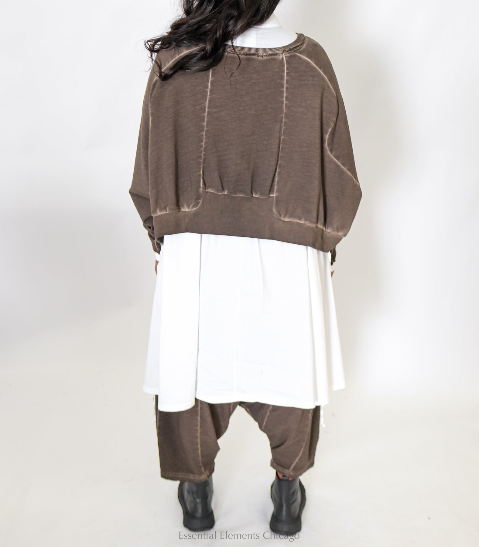 Pluslavie Wide Short Sweater - Essential Elements Chicago