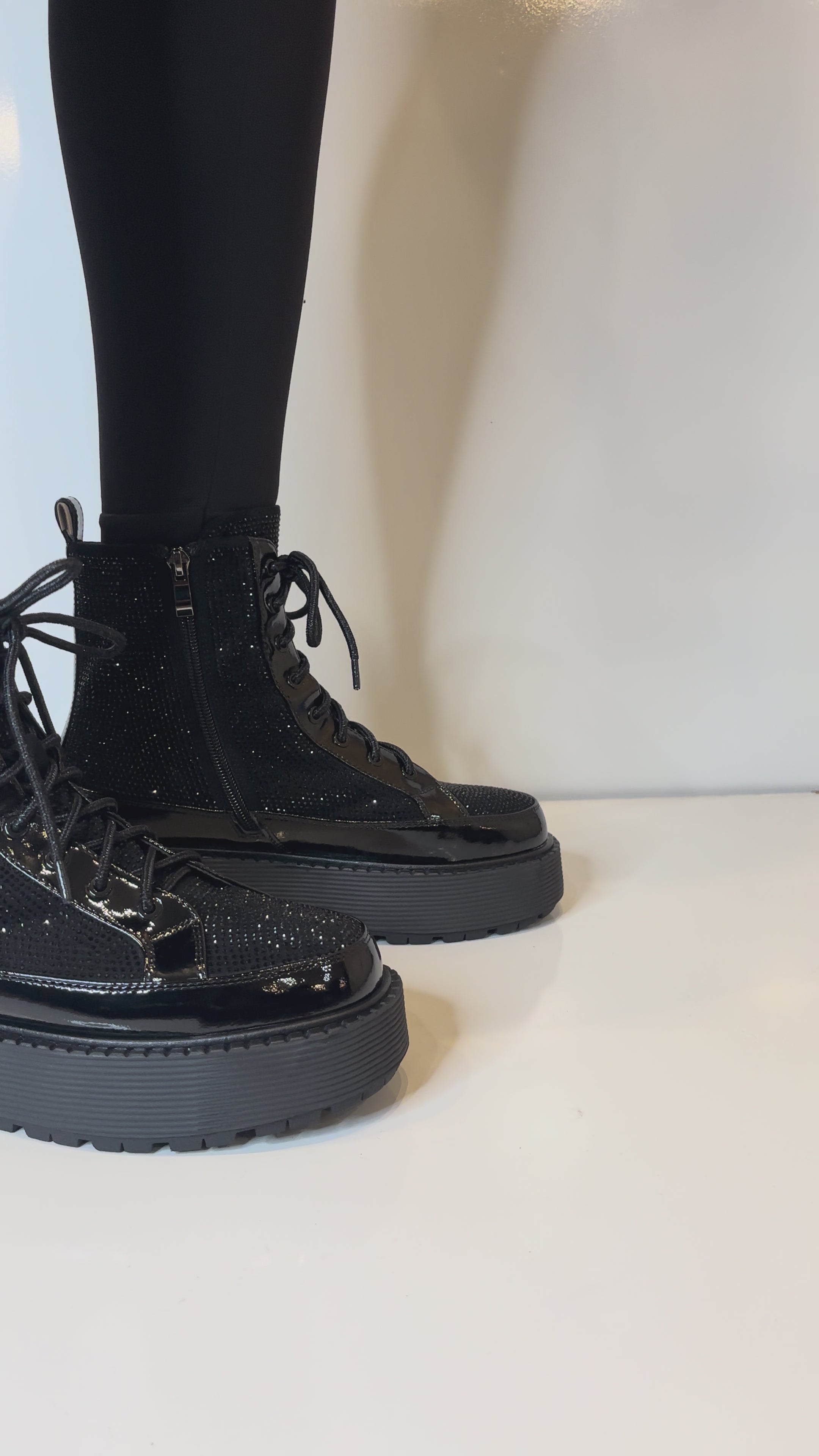 Azura Livewire Boots - Black - Essential Elements Chicago