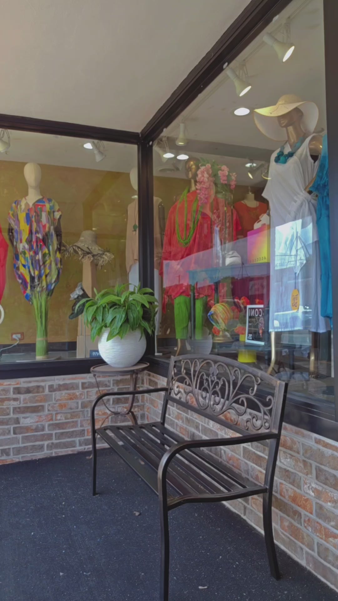 Vastraa Jumpsuit - Essential Elements Chicago