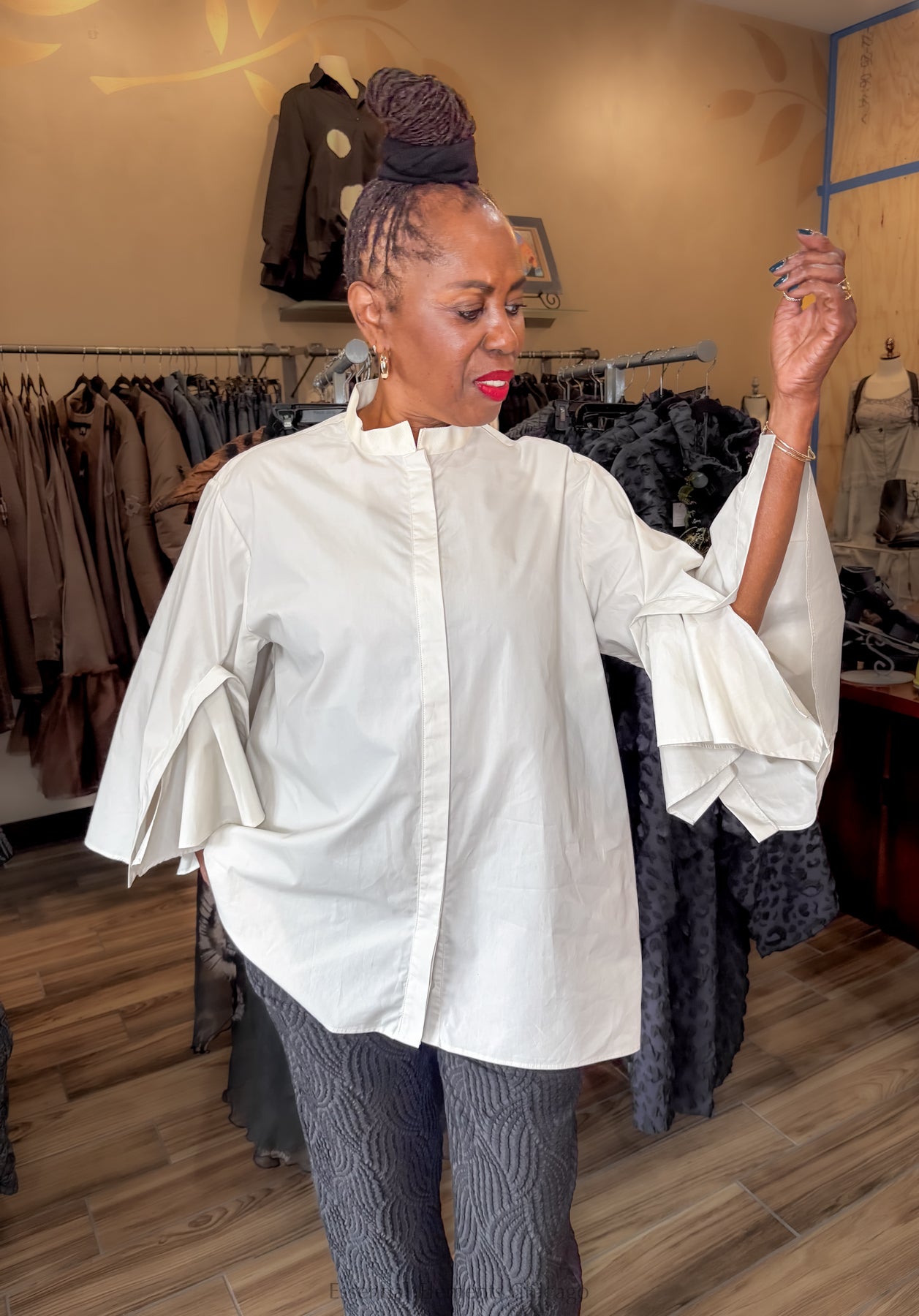 Ravel Split Sleeve Top - Essential Elements Chicago
