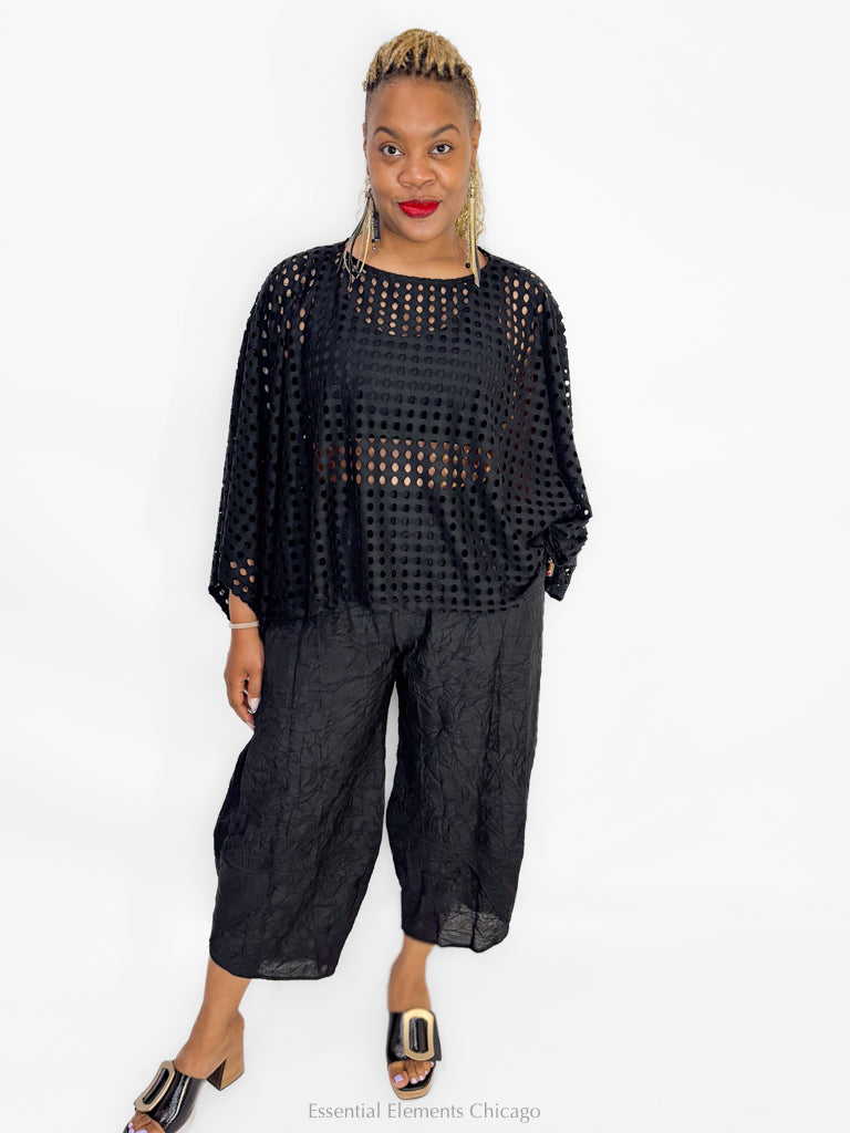 Sydney Topanga Knitted Holes Topper - Essential Elements Chicago