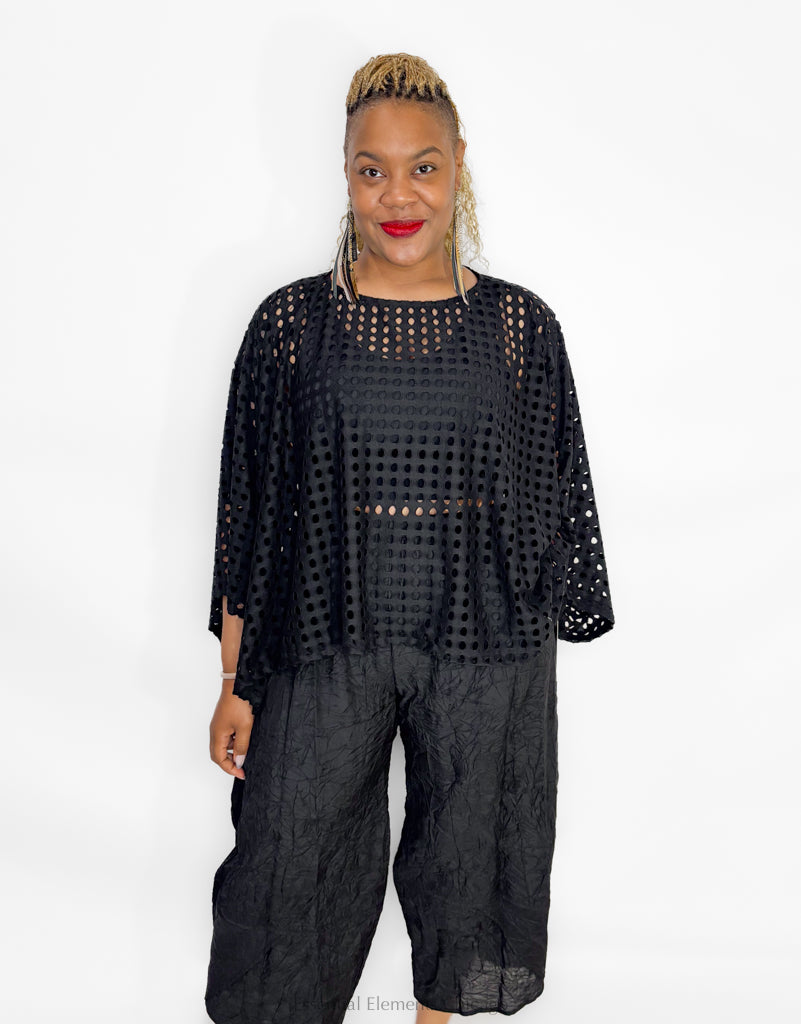 Sydney Topanga Knitted Holes Topper - Essential Elements Chicago