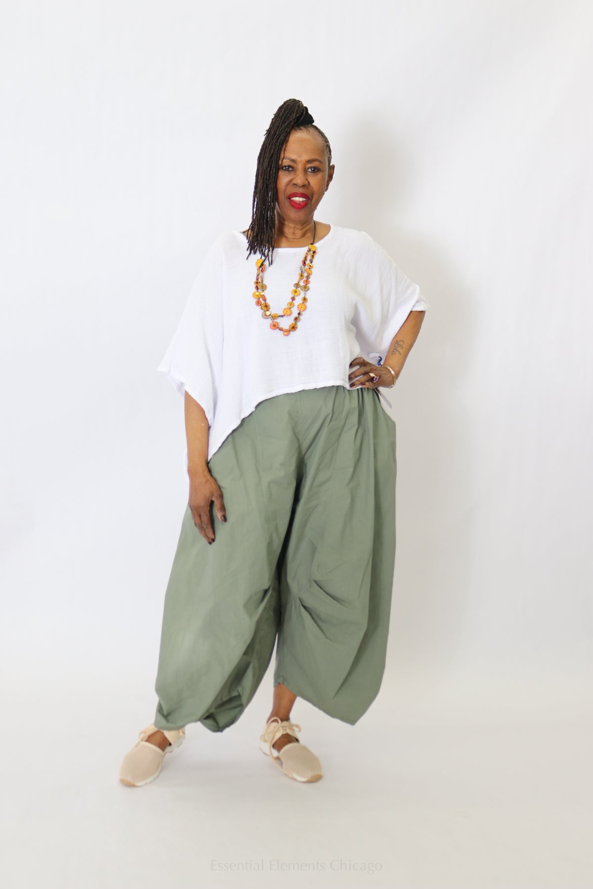 T by Transparente Balloon Pants - Essential Elements Chicago