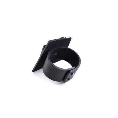 The Dark Enchanting Leaf Bracelet - Essential Elements Chicago