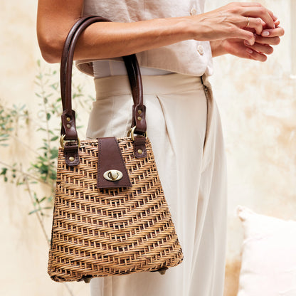 The Winding Road Duna Handbag - Essential Elements Chicago