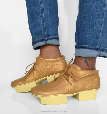 Trippen Flutter, Gold - Essential Elements Chicago