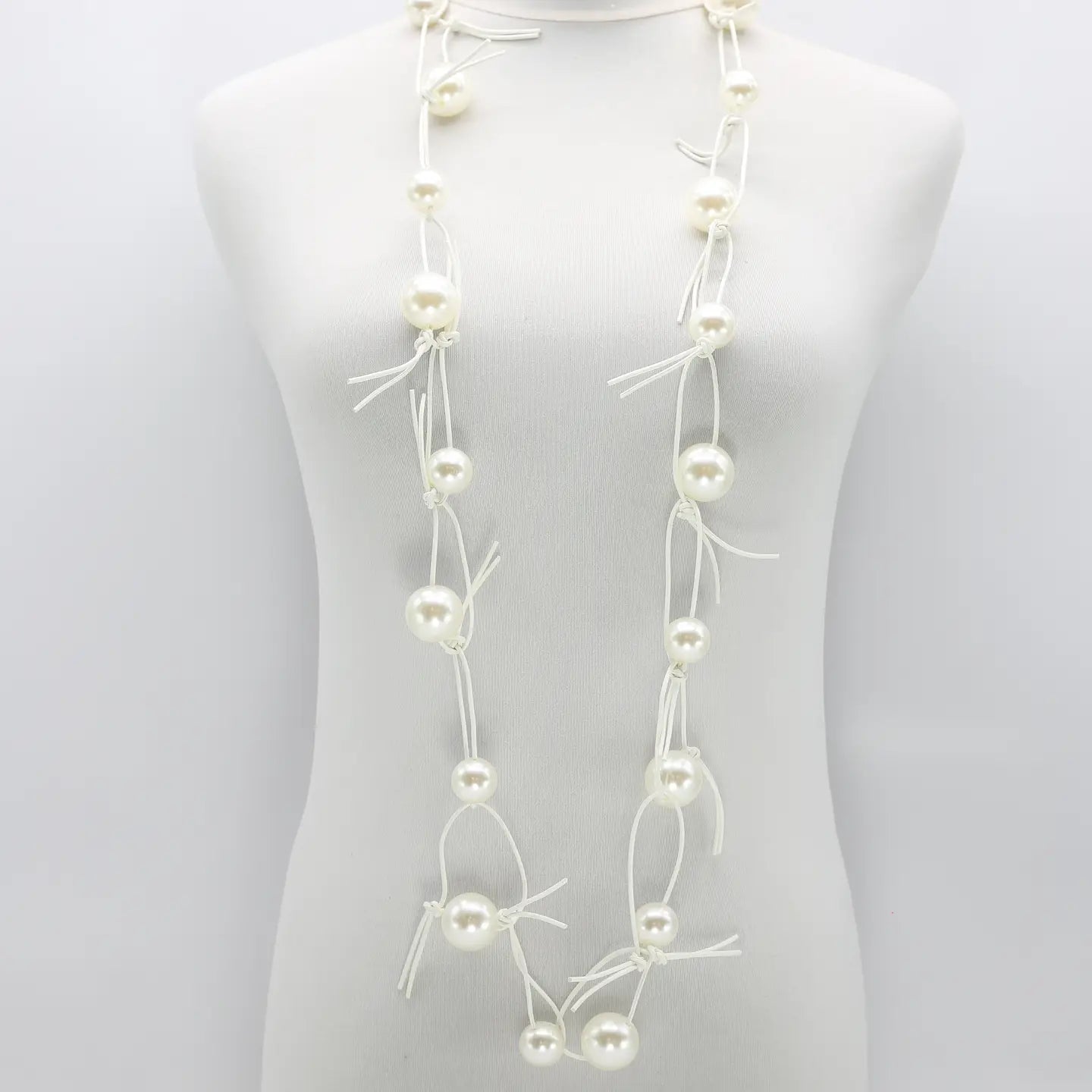 Jianhui London Faux Pearls Chain Necklace - Essential Elements Chicago